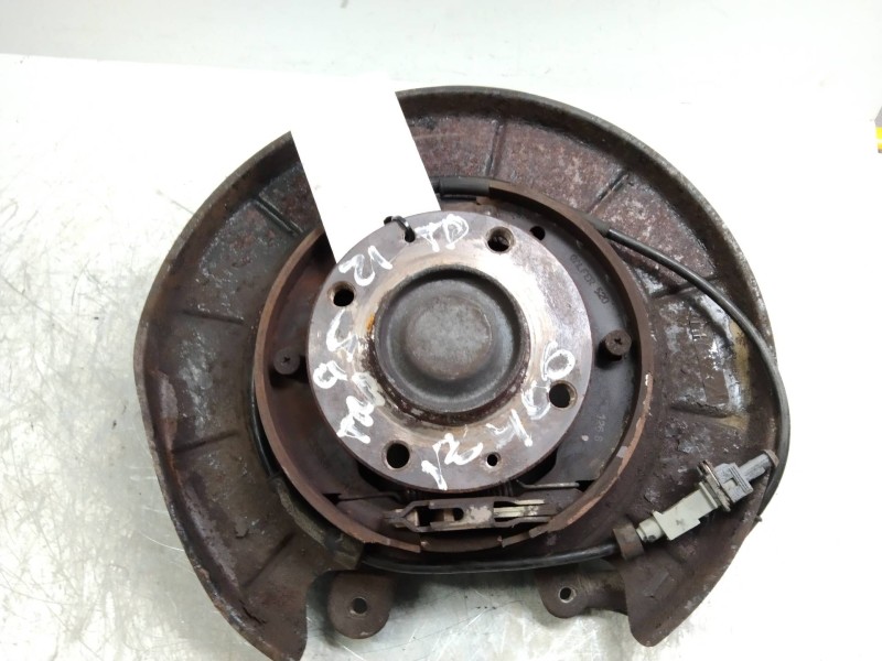 Recambio de mangueta trasera izquierda para peugeot 406 berlina (s1/s2) stdt referencia OEM IAM   