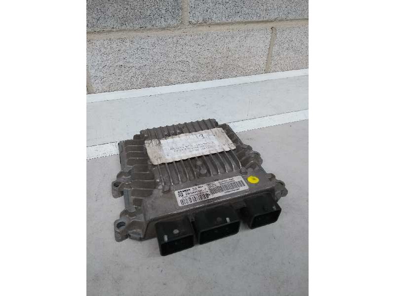 Recambio de centralita motor uce para peugeot 307 (s1) xr clim referencia OEM IAM 5WS40133CT SW9653059580 HW9647423380 SID801A