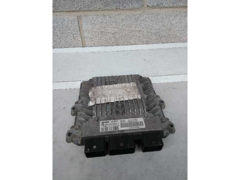 Recambio de centralita motor uce para peugeot 307 (s1) 2.0 hdi cat referencia OEM IAM 5WS40104CT SW9651942480 HW9647423380 SID80