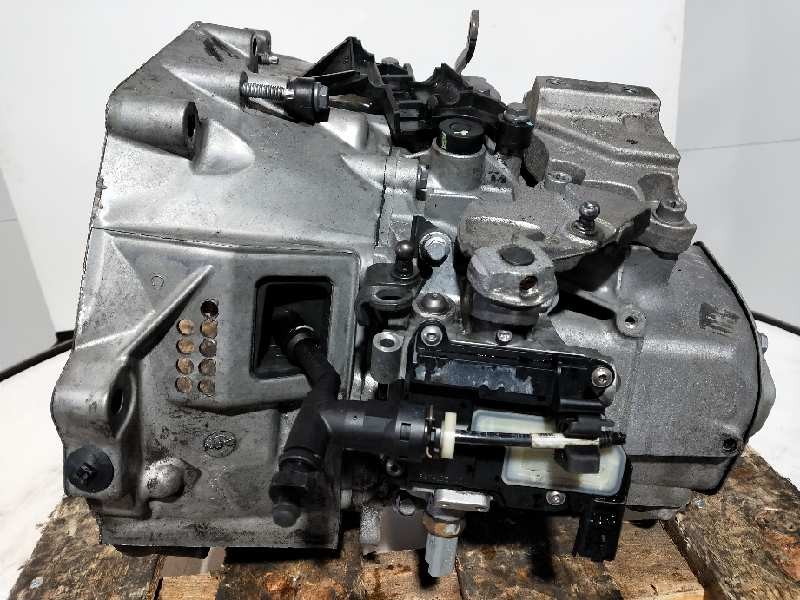 Recambio de caja cambios para peugeot 208 allure referencia OEM IAM 20EA30 1478192 
