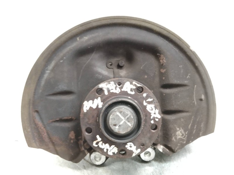 Recambio de mangueta trasera derecha para peugeot 407 st sport pack referencia OEM IAM   