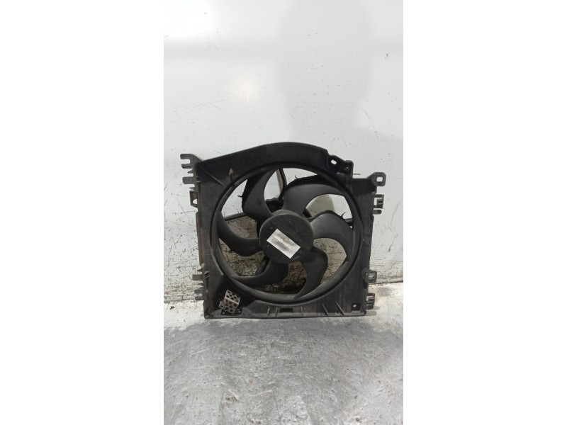 Recambio de electroventilador para renault grand modus authentique referencia OEM IAM 8200966248  