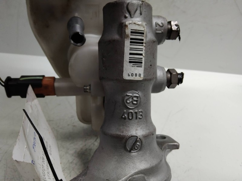 Recambio de bomba freno para peugeot 208 allure referencia OEM IAM 4601R9  