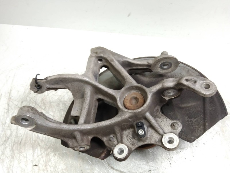 Recambio de mangueta trasera derecha para peugeot 407 st confort referencia OEM IAM   