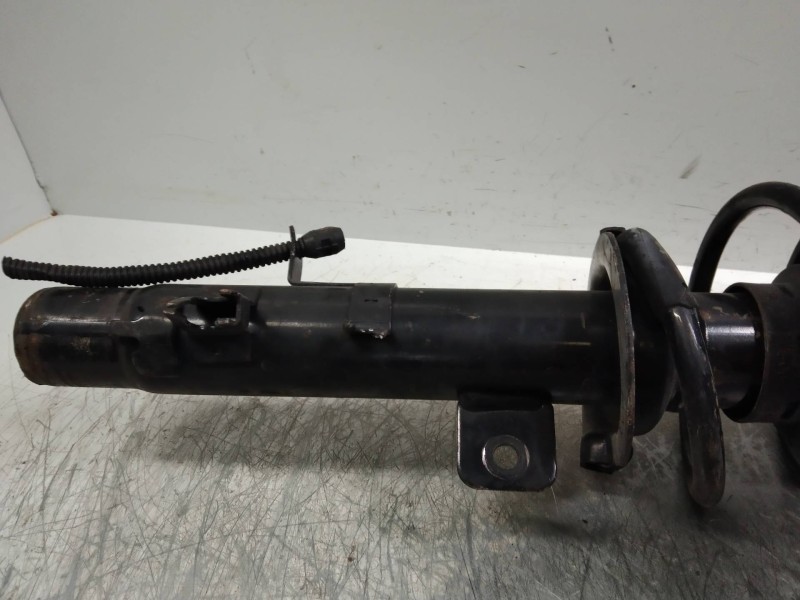 Recambio de amortiguador delantero derecho para peugeot 1007 1.4 hdi referencia OEM IAM   