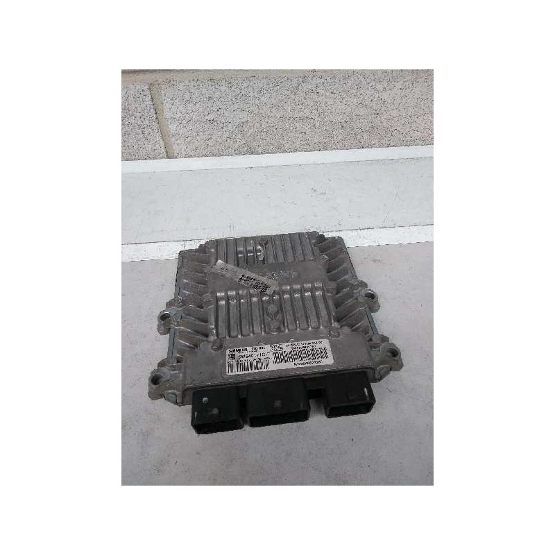 Recambio de centralita motor uce para peugeot 1007 1.4 hdi referencia OEM IAM 5WS40171CT SW9655939780 HW9648624280 SID804