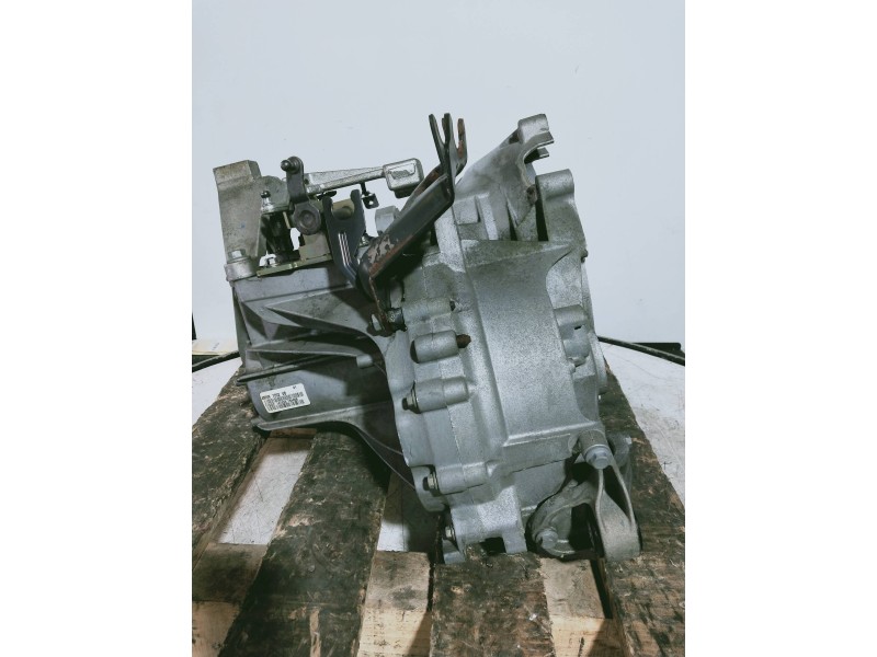 Recambio de caja cambios para ford focus berlina (cap) sport referencia OEM IAM 4M5R7002VB T1GD2 141204 134458 5V