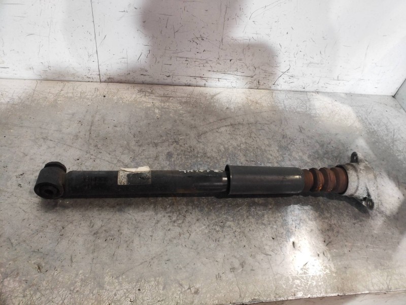 Recambio de amortiguador trasero izquierdo para audi a6 avant (4f5) 2.4 quattro referencia OEM IAM 4F0513032H  