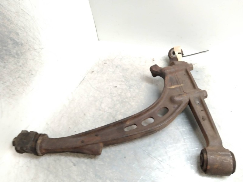 Recambio de brazo suspension inferior delantero izquierdo para toyota previa 2.4 referencia OEM IAM   