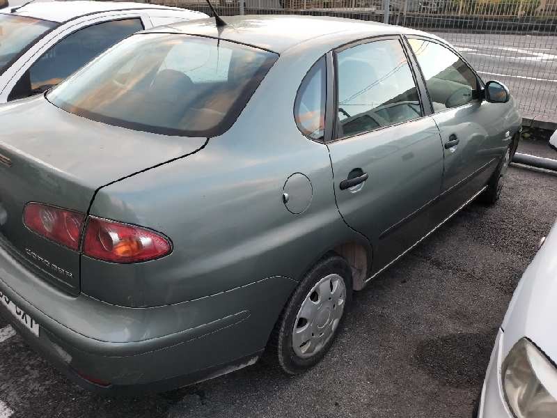 seat cordoba berlina (6l2) del año 2004