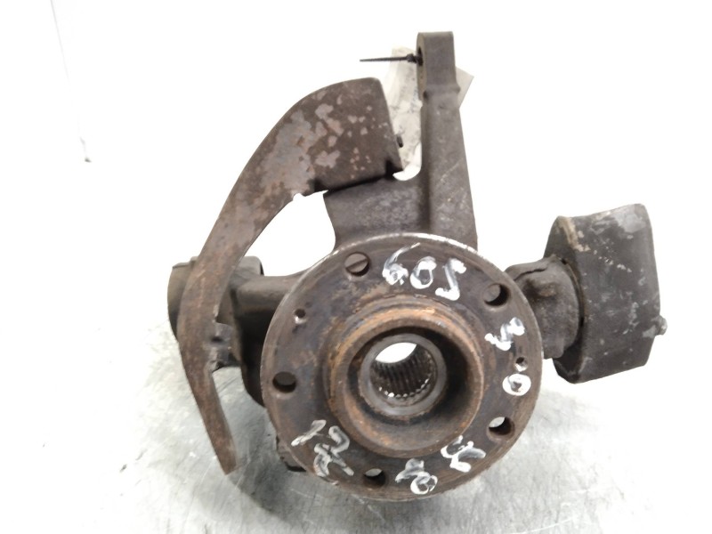 Recambio de mangueta delantera izquierda para peugeot 605 3.0 v6 cat referencia OEM IAM   