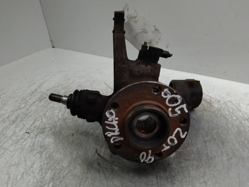 Recambio de mangueta delantera derecha para peugeot 605 2.0 referencia OEM IAM   