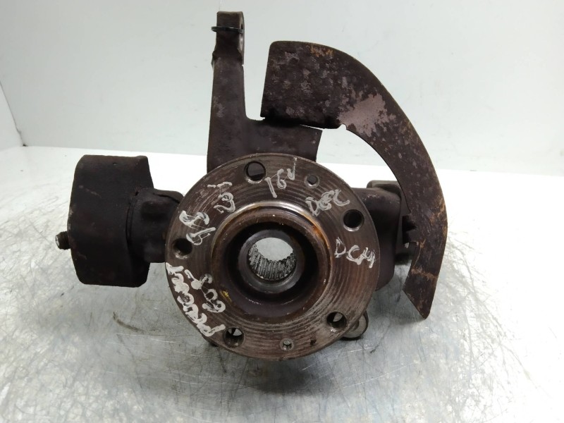 Recambio de mangueta delantera derecha para peugeot 605 sli referencia OEM IAM   