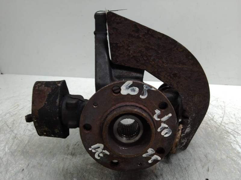 Recambio de mangueta delantera derecha para peugeot 605 2.1 turbodiesel referencia OEM IAM   