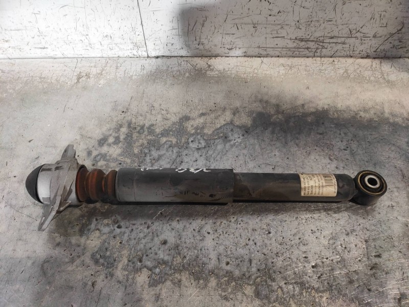 Recambio de amortiguador trasero izquierdo para volkswagen golf vi (5k1) advance referencia OEM IAM 1K0512013CR  