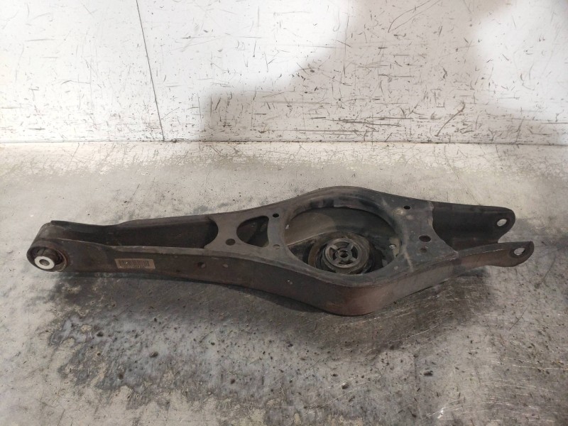 Recambio de brazo suspension inferior trasero derecho para volkswagen golf vi (5k1) advance referencia OEM IAM   
