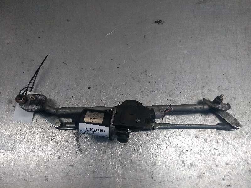 Recambio de motor limpia delantero para toyota avensis berlina (t25) referencia OEM IAM MS1592006410 851105060 