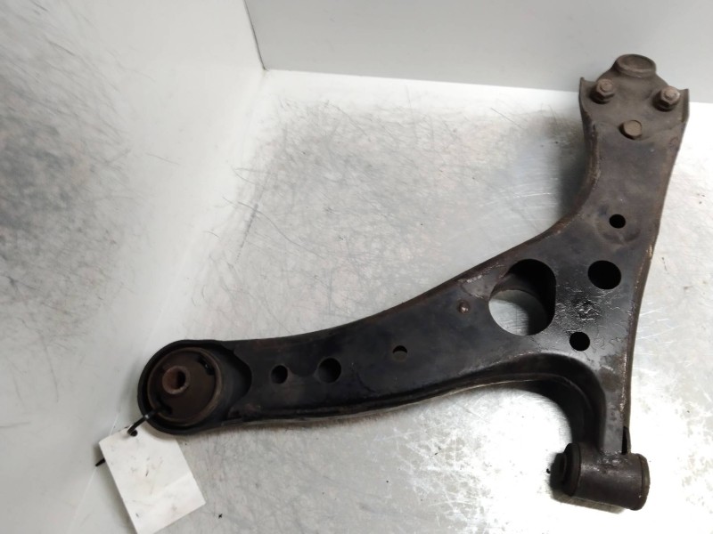 Recambio de brazo suspension inferior delantero derecho para toyota rav 4 (a3) 2.0 16v cat referencia OEM IAM   