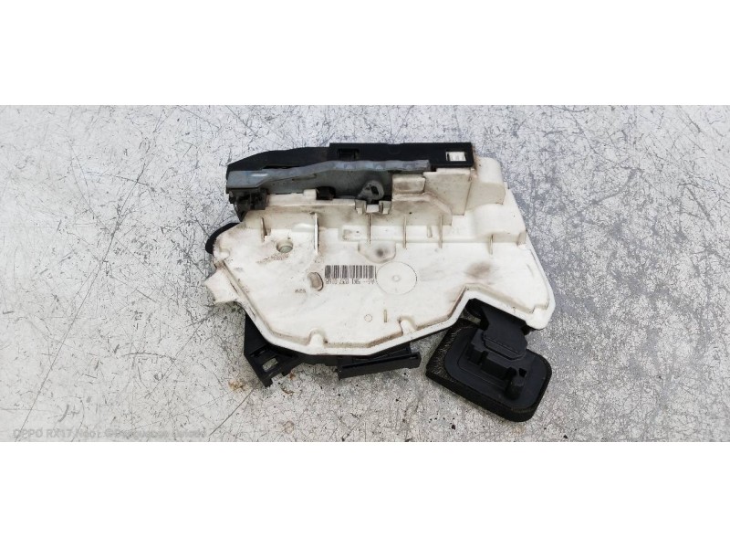 Recambio de motor cierre centralizado delantero derecho para volkswagen golf vi (5k1) advance bluemotion referencia OEM IAM 5K18