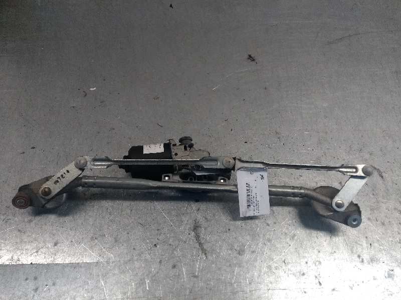 Recambio de motor limpia delantero para toyota avensis berlina (t25) referencia OEM IAM MS1592006410 8511005060 