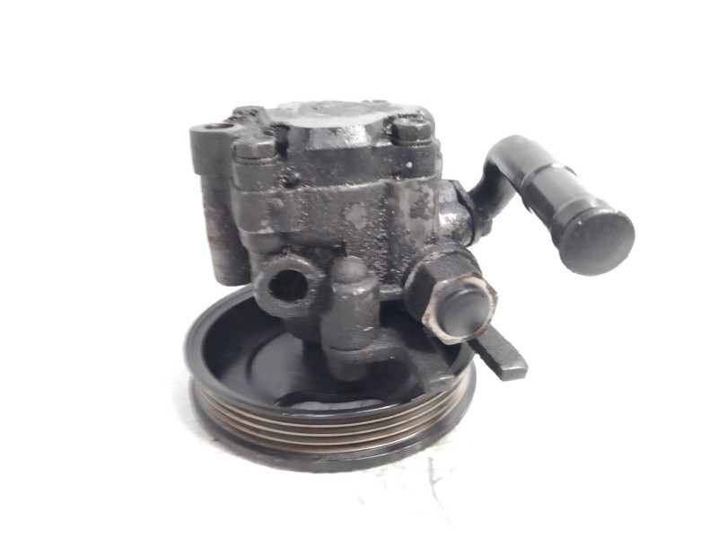 Recambio de bomba direccion para kia carens 1.8 cat referencia OEM IAM   