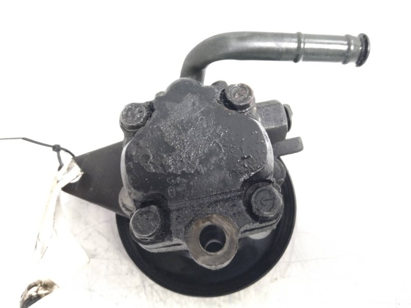 Recambio de bomba direccion para kia carens 1.8 cat referencia OEM IAM   