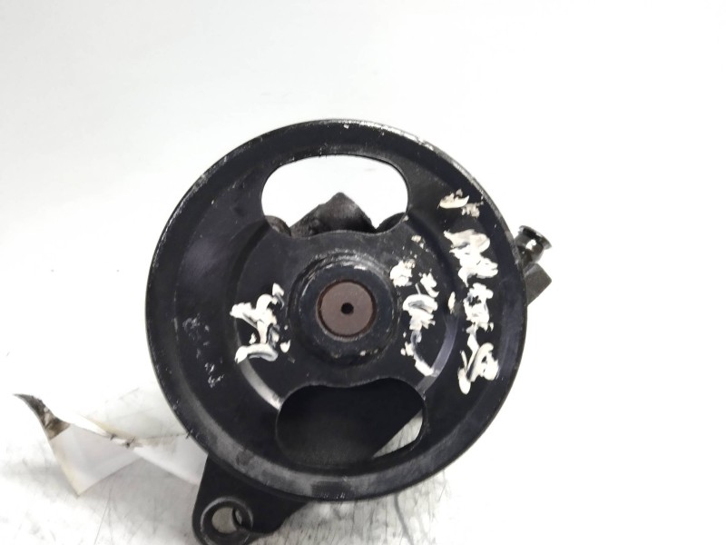 Recambio de bomba direccion para kia carens 1.8 cat referencia OEM IAM   