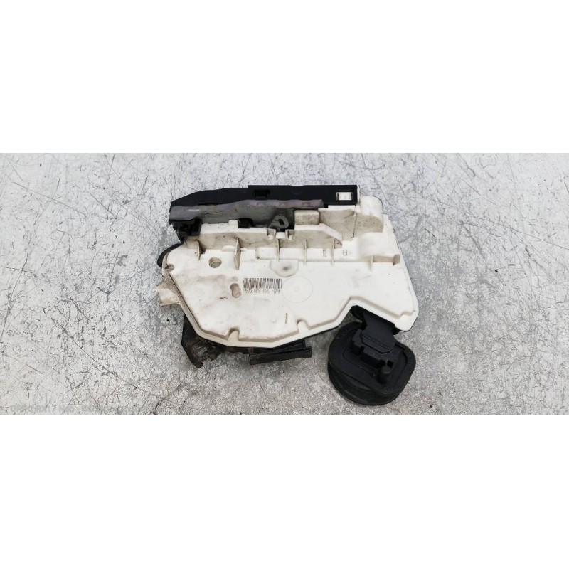 Recambio de motor cierre centralizado trasero derecho para volkswagen golf vi (5k1) advance bluemotion referencia OEM IAM 5K4839