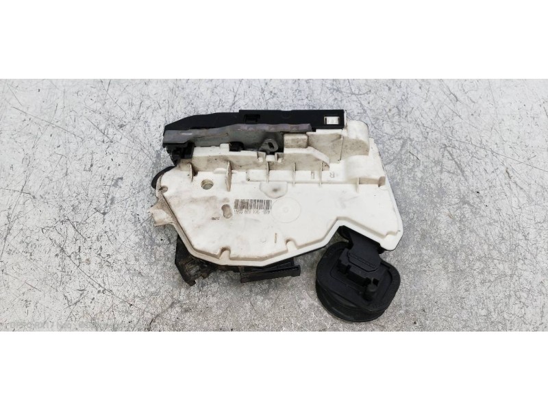 Recambio de motor cierre centralizado trasero derecho para volkswagen golf vi (5k1) advance bluemotion referencia OEM IAM 5K4839