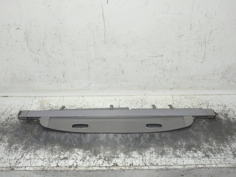 Recambio de bandeja trasera para kia carens (un) emotion referencia OEM IAM   