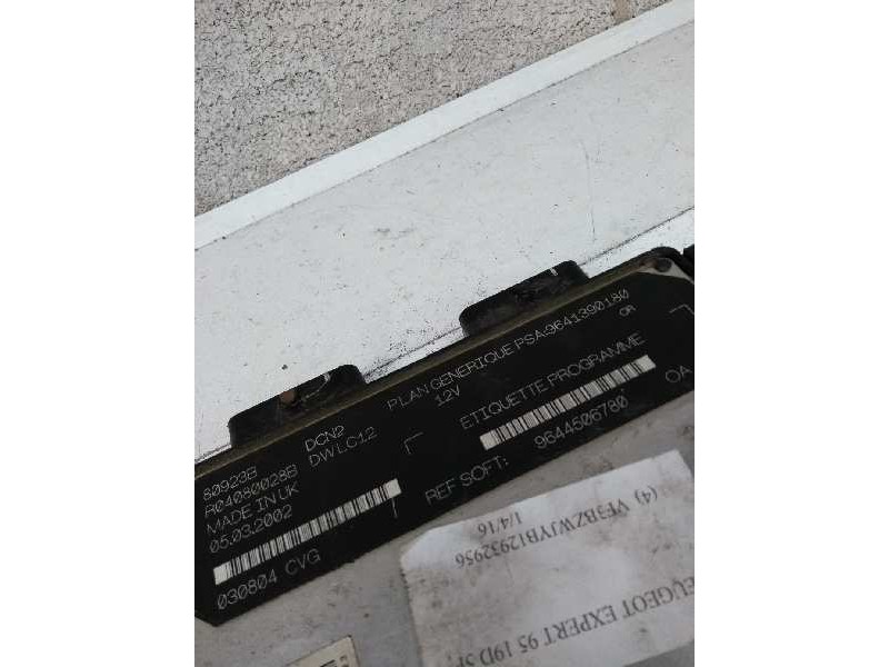Recambio de centralita motor uce para peugeot expert kasten komfort referencia OEM IAM R04080028B 9641390180 9644506780 80923B