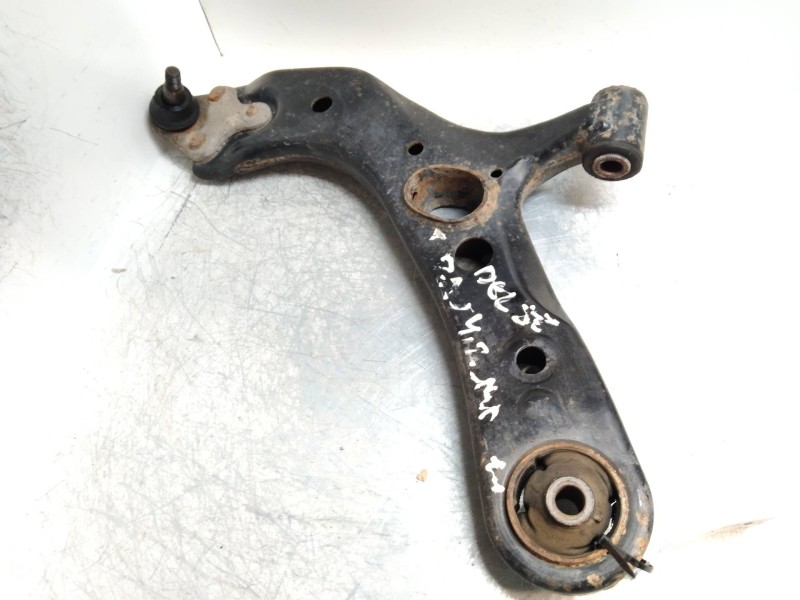 Recambio de brazo suspension inferior delantero izquierdo para toyota rav 4 (a3) 2.2 d-4d cat referencia OEM IAM   