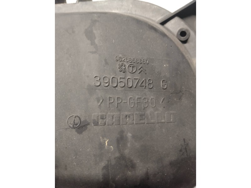 Recambio de faro antiniebla derecho para citroen xantia berlina 1.9 td sx referencia OEM IAM 39050748G  