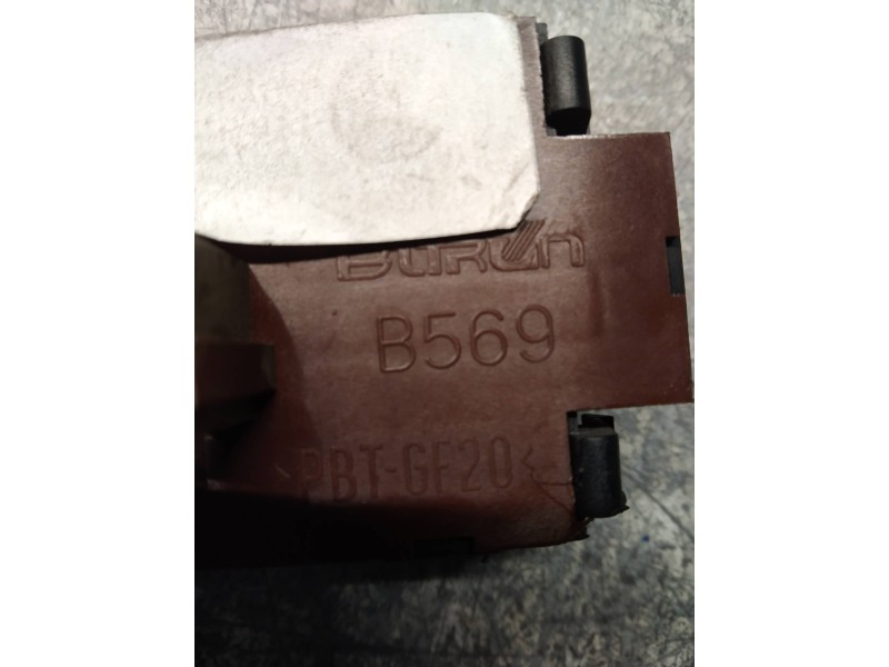 Recambio de mando multifuncion para iveco daily caja cerrada (2006 =>) caja cerrada 50c... batalla 3000 referencia OEM IAM B569 