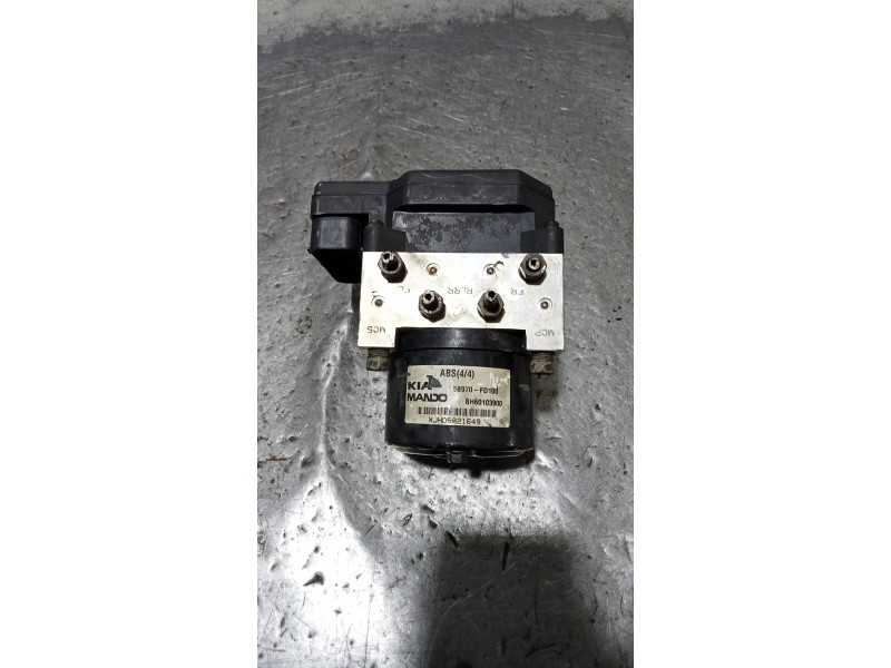 Recambio de abs para kia rio ipanema berlina referencia OEM IAM 95610FD330 58970FD100 BH60103900