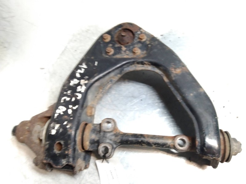 Recambio de brazo suspension superior delantero izquierdo para toyota 4-runner (n13) 3.0 turbodiesel referencia OEM IAM   