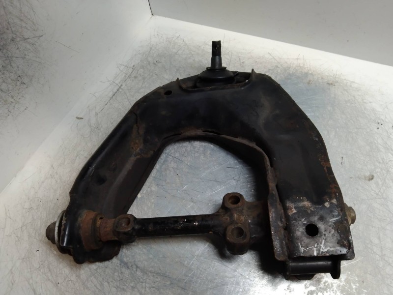 Recambio de brazo suspension superior delantero izquierdo para toyota 4-runner (n13) 3.0 v6 referencia OEM IAM    Recambio de brazo suspension superior delantero izquierdo para toyota 4-runner (n13) 3.0 v6 referencia OEM IAM
