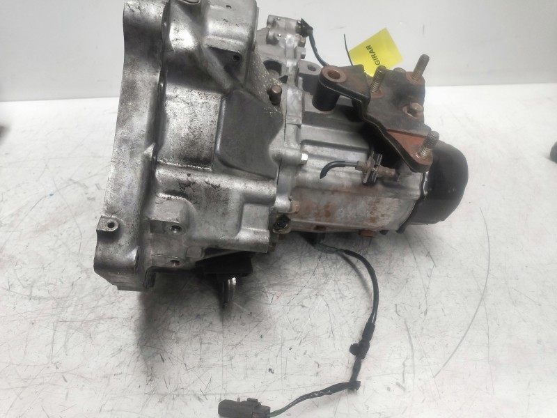 Recambio de caja cambios para mazda premacy (cp) 2.0 turbodiesel cat referencia OEM IAM G5N80 W8 1TF0905178 