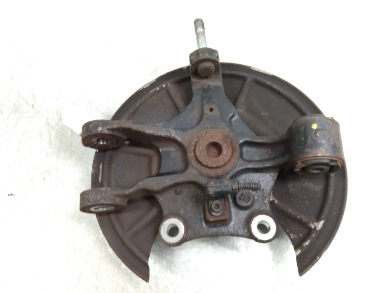 Recambio de mangueta delantera izquierda para peugeot 607 (s2) titanio referencia OEM IAM   
