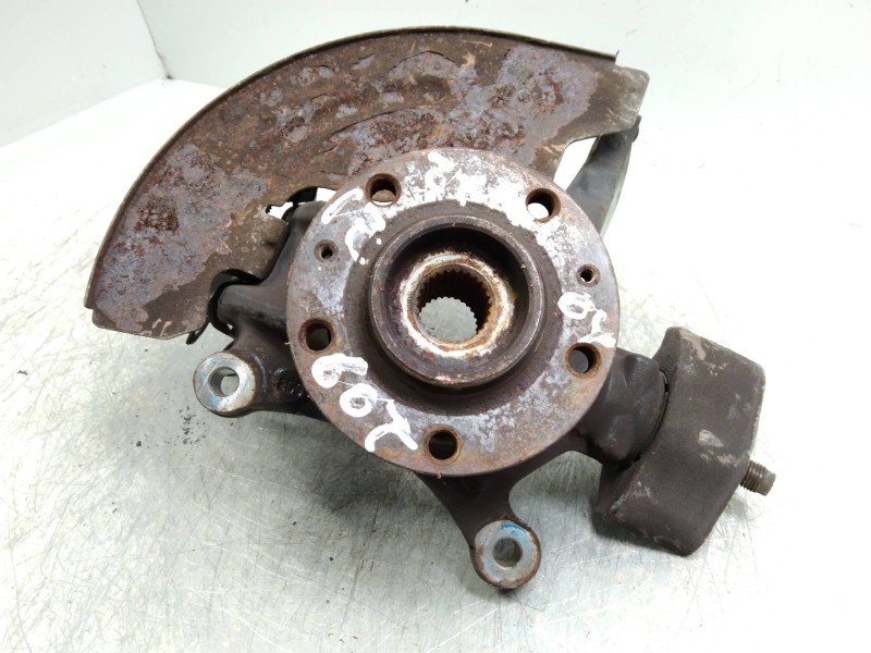 Recambio de mangueta delantera izquierda para peugeot 607 (s2) titanio pack referencia OEM IAM   