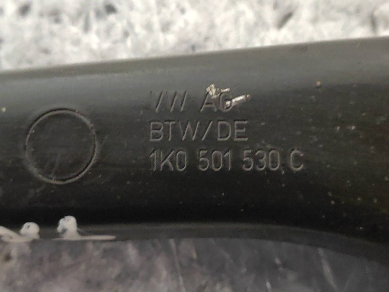 Recambio de brazo suspension superior trasero derecho para volkswagen golf vi (5k1) advance referencia OEM IAM 1K0501530C  