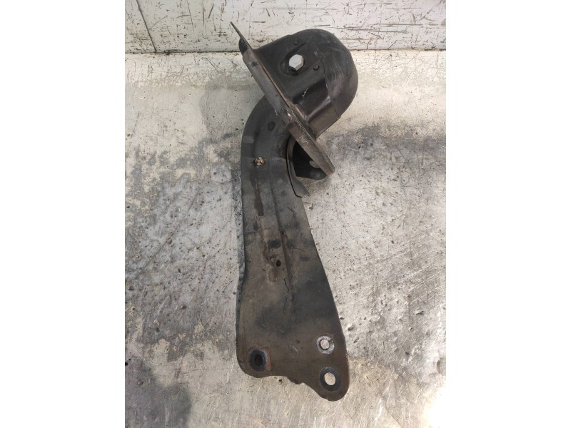 Recambio de brazo suspension superior trasero izquierdo para volkswagen golf vi (5k1) advance referencia OEM IAM   