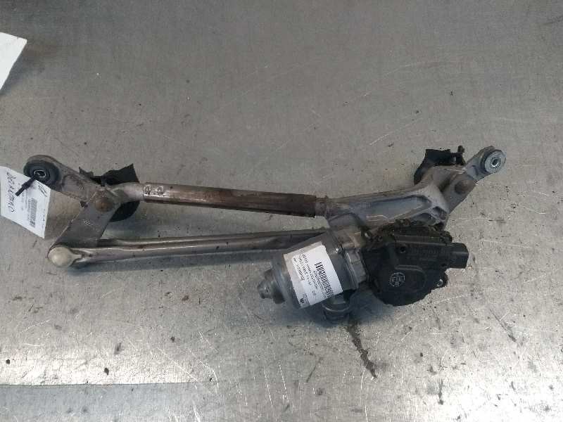 Recambio de motor limpia delantero para toyota yaris 1.0 cat referencia OEM IAM 1593000432 851100D080 