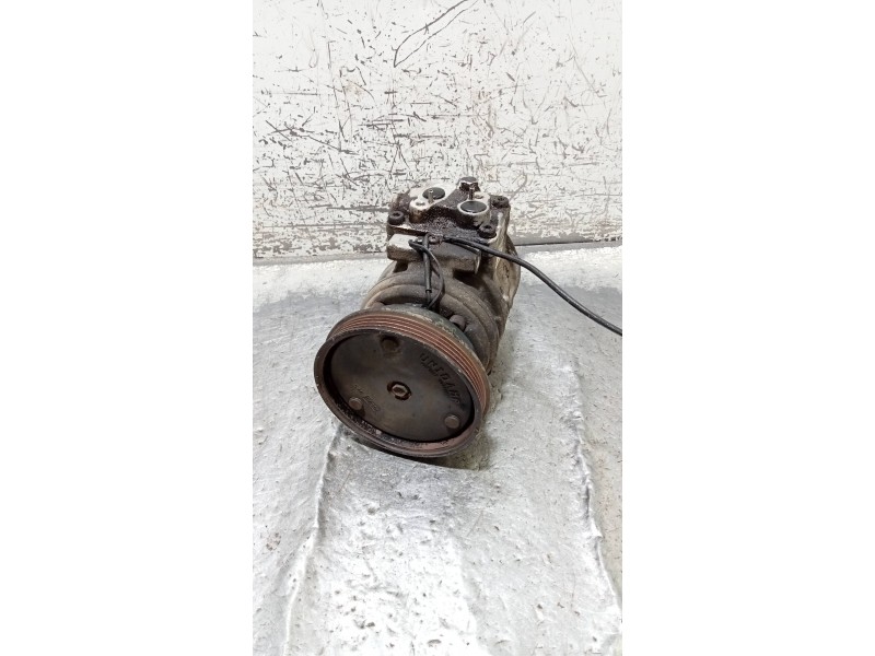 Recambio de compresor aire acondicionado para kia rio ipanema berlina referencia OEM IAM 1214012200  