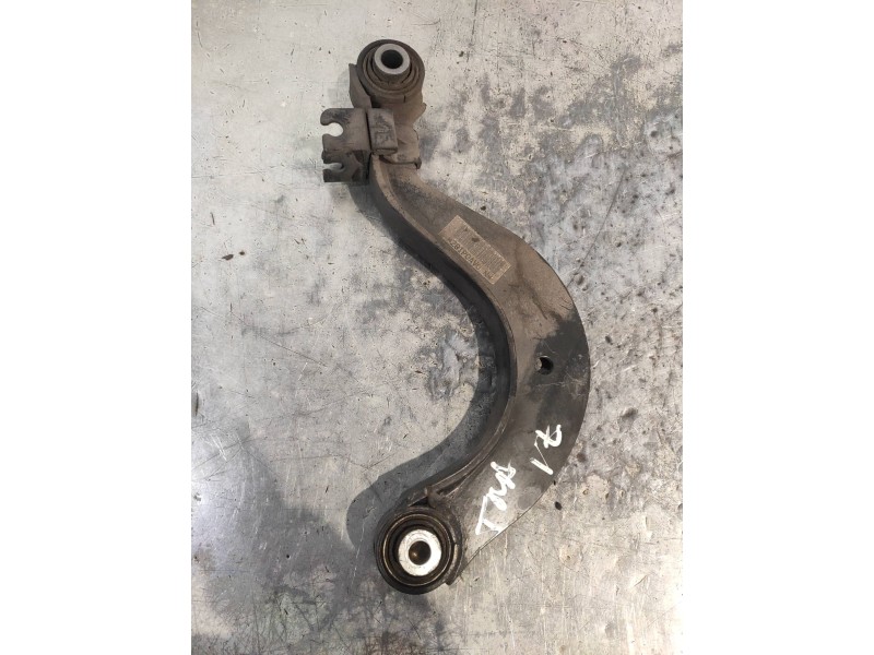 Recambio de brazo suspension superior trasero izquierdo para volkswagen golf vi (5k1) advance referencia OEM IAM 1K0505323N  
