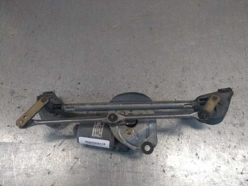 Recambio de motor limpia delantero para toyota yaris (ncp1/nlp1/scp1) 1.3 cat referencia OEM IAM 404652 5202C 