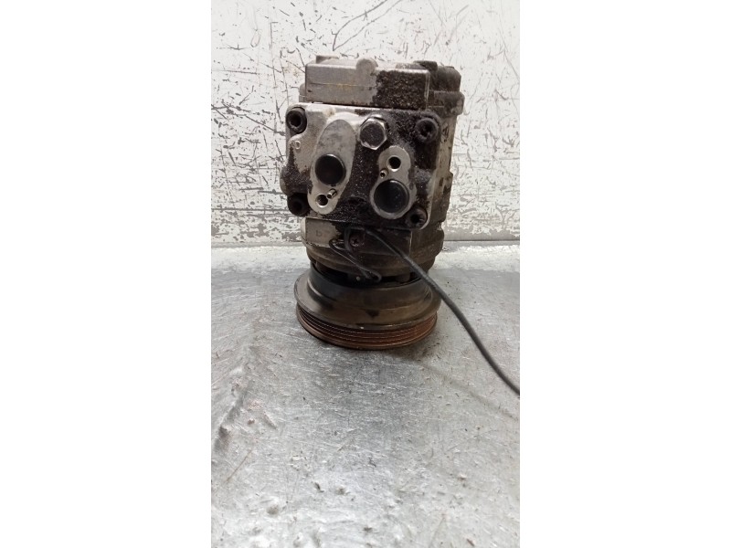 Recambio de compresor aire acondicionado para kia rio ipanema berlina referencia OEM IAM 1214012200  