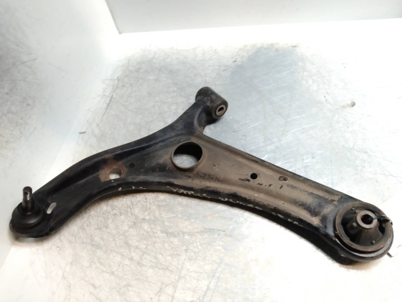 Recambio de brazo suspension inferior delantero izquierdo para toyota yaris verso (ncp2/nlp2) 1.3 linea sol referencia OEM IAM  