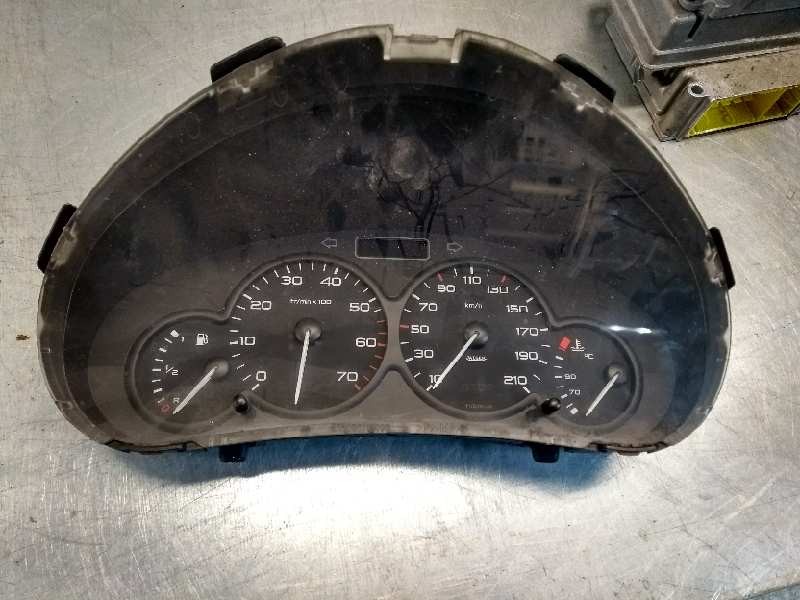 Recambio de cuadro instrumentos para peugeot partner (s2) referencia OEM IAM 9662745180  