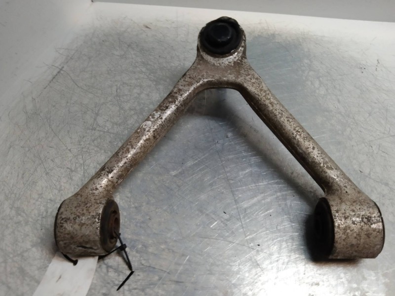 Recambio de brazo suspension superior delantero derecho para toyota supra (a8) referencia OEM IAM   
